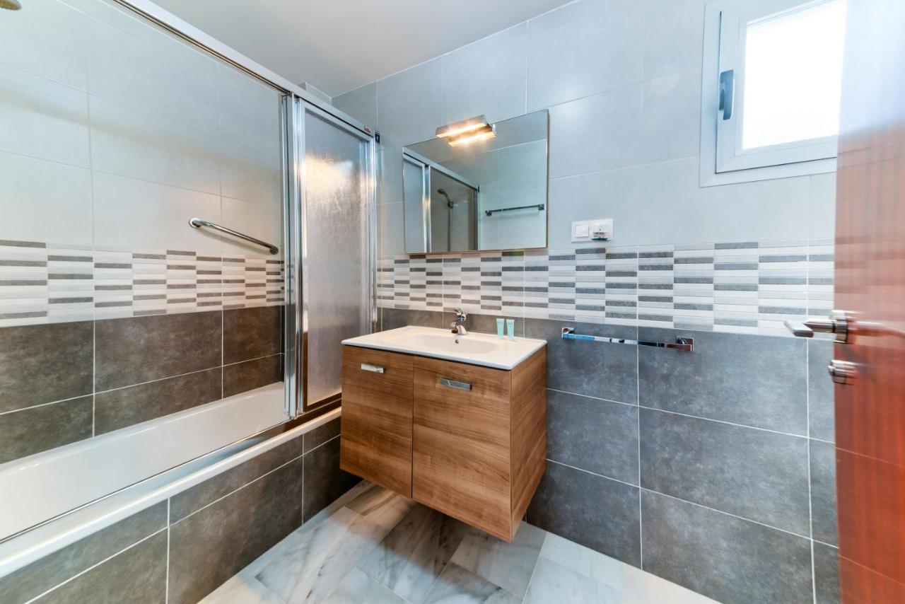 Holidays2Malaga Salitre Cerca Estacion Ave & Fibra Wifi 외부 사진